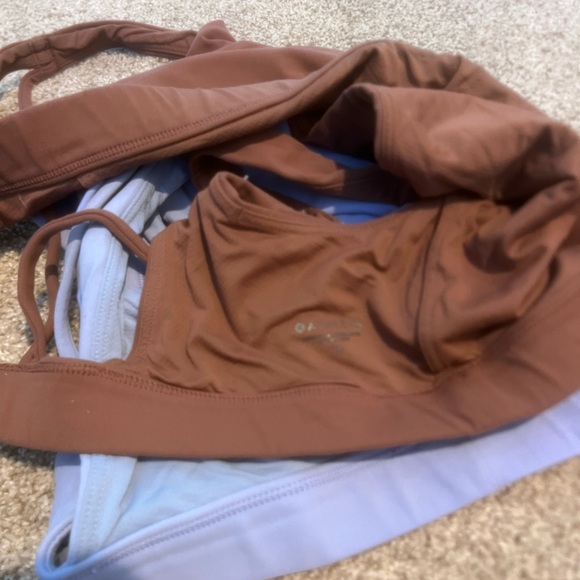 Athleta Exhale Bras A-C Cup XL (2 included) - Picture 5 of 8